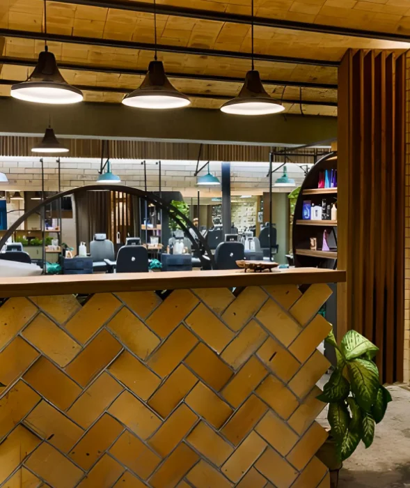 Bombay Salon, Kasturba Road